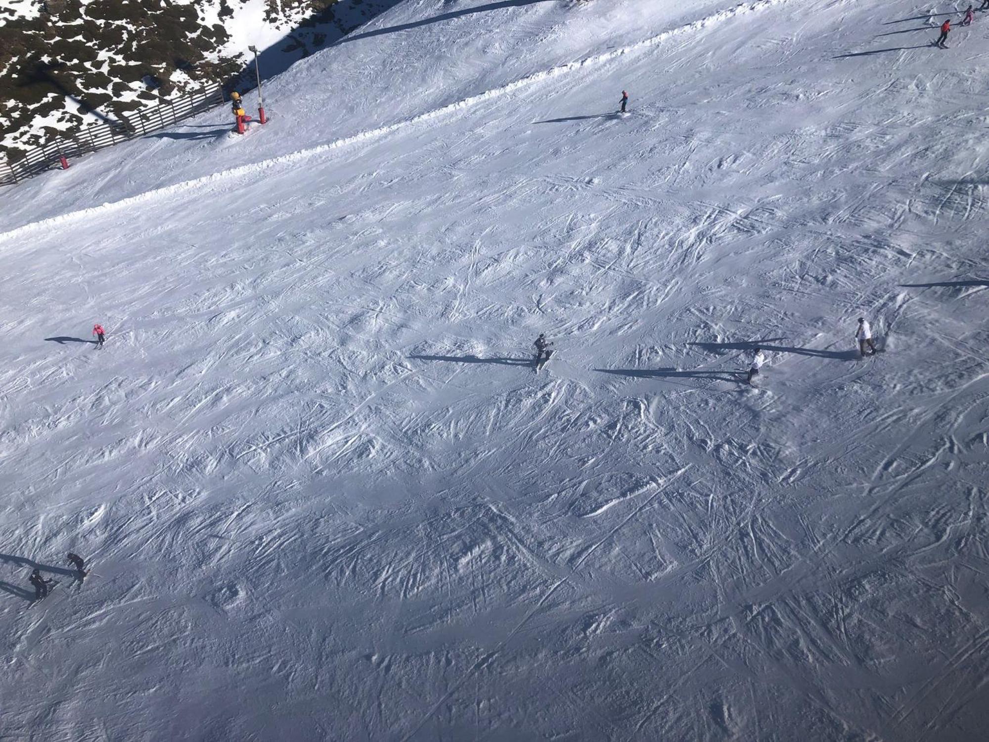 Sierra Nevada, Apartamento Abuhardillado Parking Y Wifi エクステリア 写真